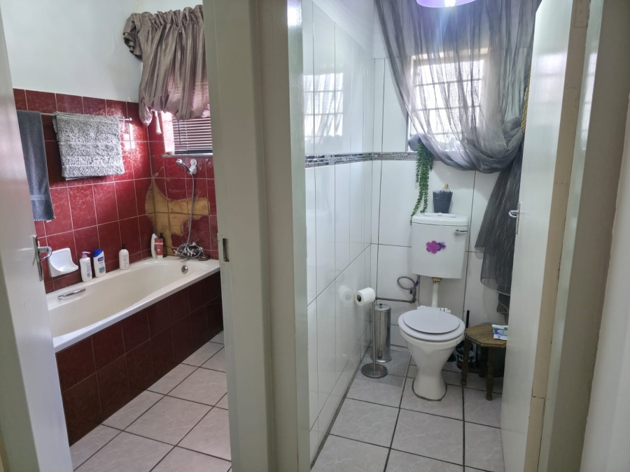 3 Bedroom Property for Sale in Oos Einde North West